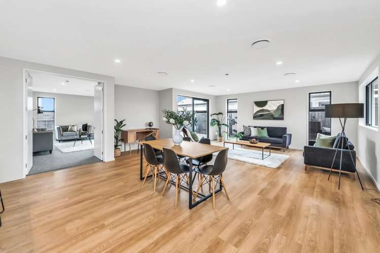 34 Florence Drive Lincoln_8