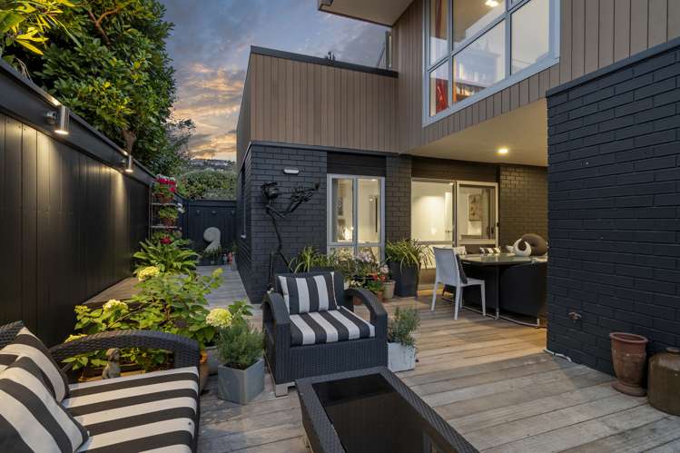 102A Esplanade Sumner_5