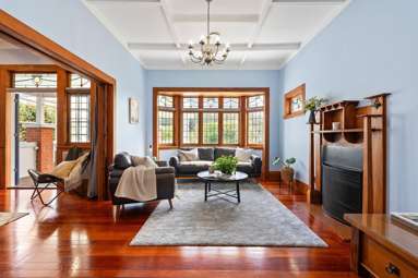 77 Woodward Road_3