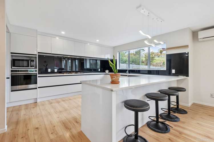 141 Tiriwa Drive Massey_4