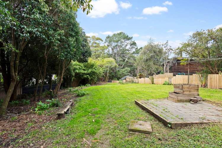 94 Candia Road Henderson Valley_9