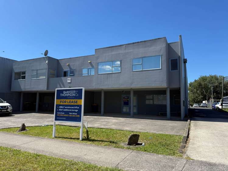 Unit 2/114 Railside Avenue Henderson_1