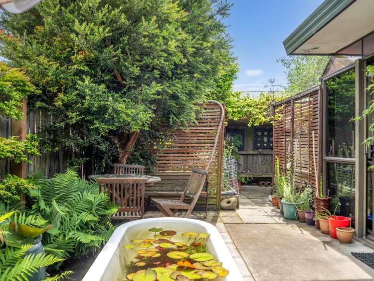 2/56 Aorangi Road Bryndwr_6