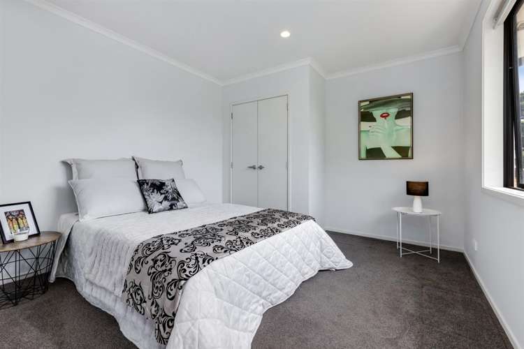 8 Akeake Lane Manurewa_6