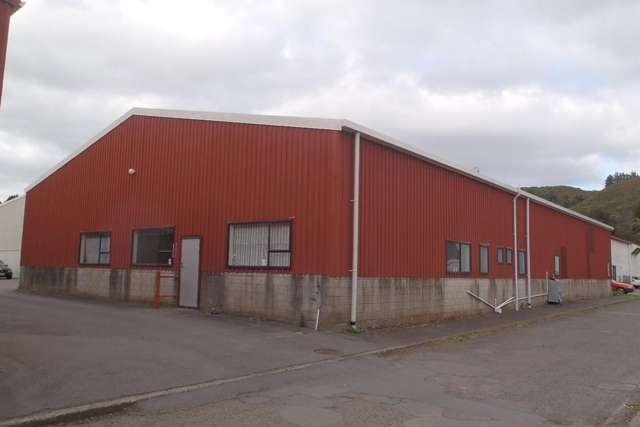 High Stud Warehouse in Montgomery Crescent.