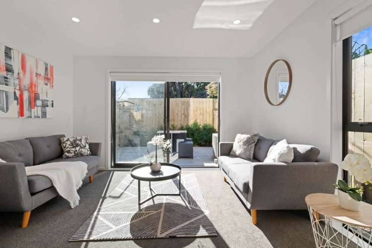 10/30 Bowater Place_1