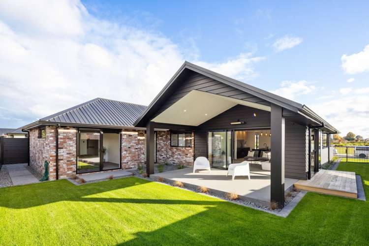 36 Isobel Hodgson Drive Cambridge_18