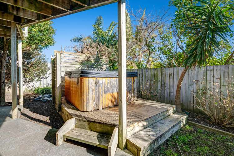 105 Alec Craig Way Gulf Harbour_33