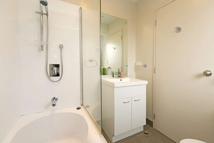 20 Laurie Street Red Beach_8