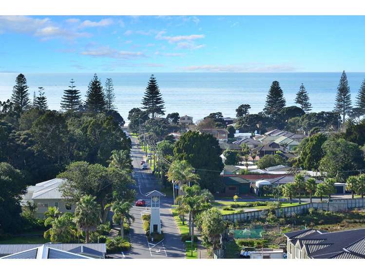 35 Panorama Heights Orewa_1