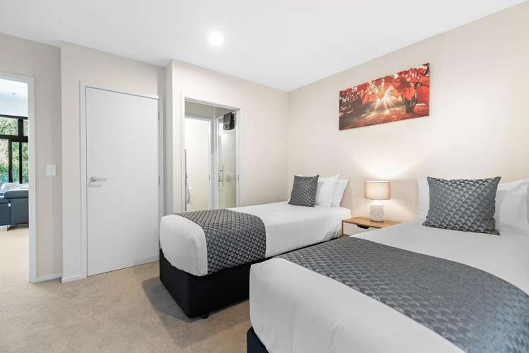 5 Le Mans Grove Cromwell_9