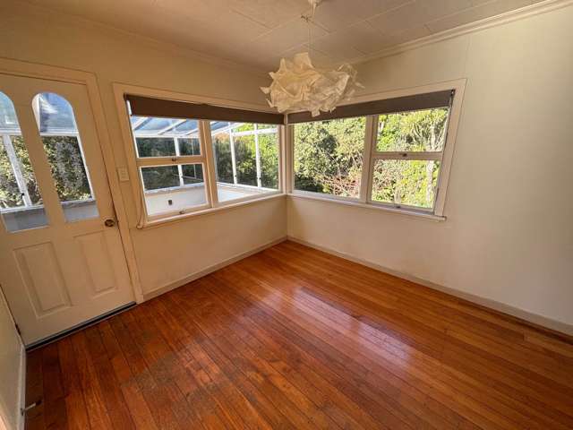 30 Kowhai Park Road Maunu_1