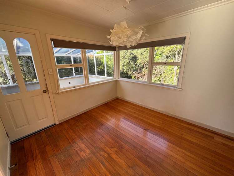 30 Kowhai Park Road Maunu_1