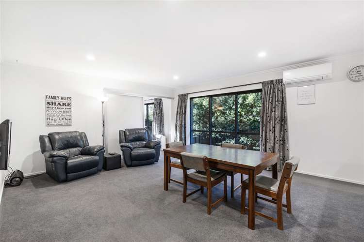 136 Rowses Road Aranui_5