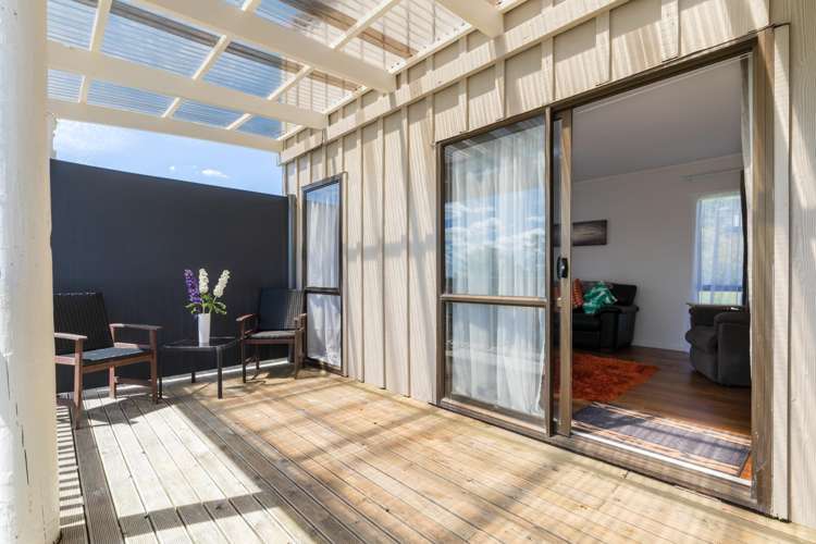 17 Adam Sunde Place Glen Eden_11