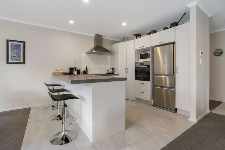 16 Ballantyne Way Aongatete_5