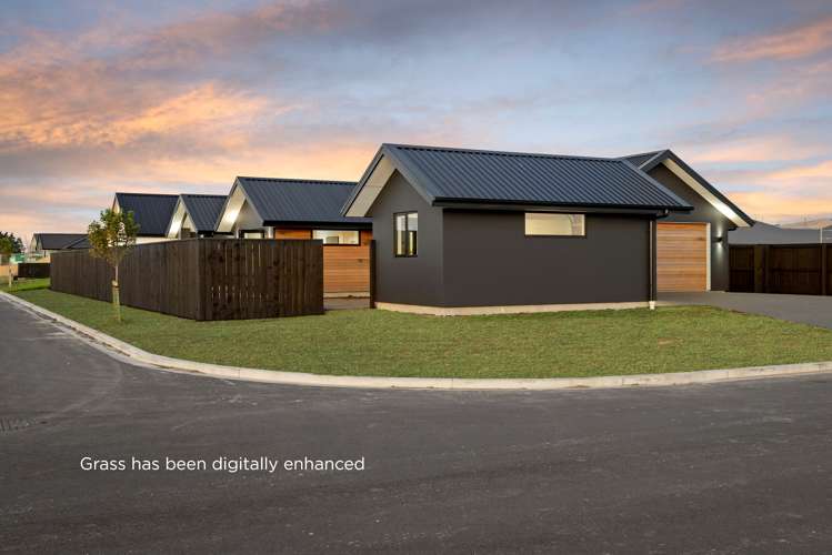 7 Candlesticks Crescent Lincoln_25