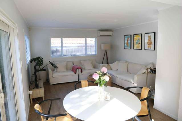 4/141 Celtic Crescent Ellerslie_3