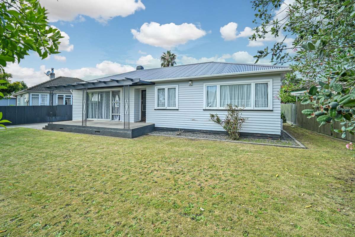 1105 Cunningham Crescent_0