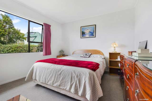 2/2 Riverview Road New Lynn_4