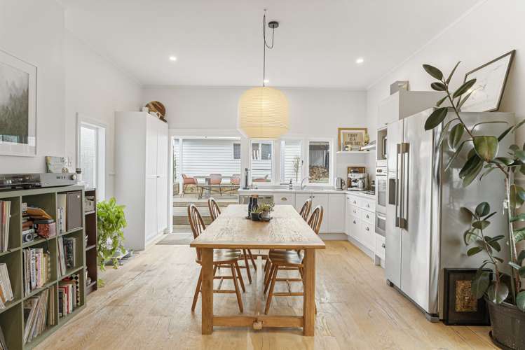 142 Hutchinson Avenue New Lynn_9