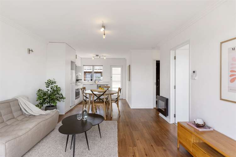 4/9 Strong Street Saint Johns_7