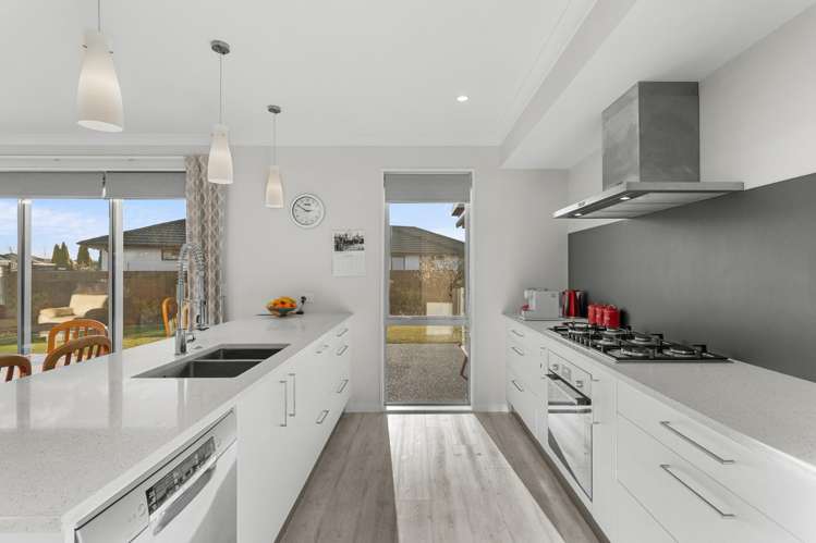 42 Contrail Street Wigram_5
