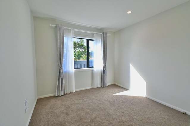 22 Collett Road, Otara, Auckland Otara_2