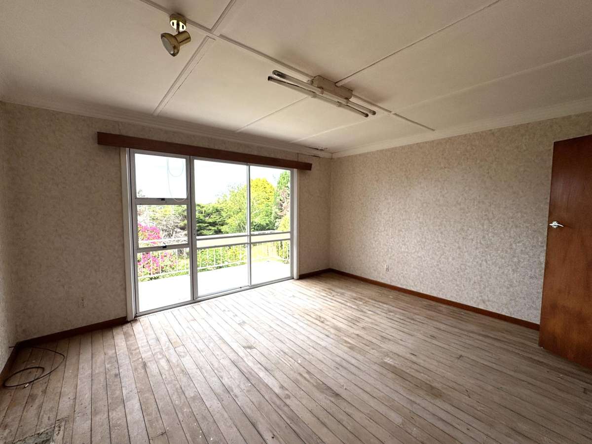 4 Merrie Creek Road_1