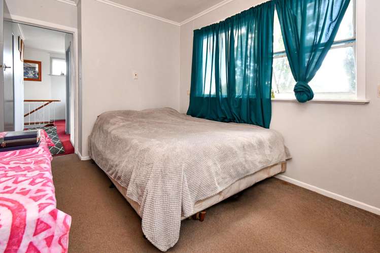 734 Massey Road Mangere_9