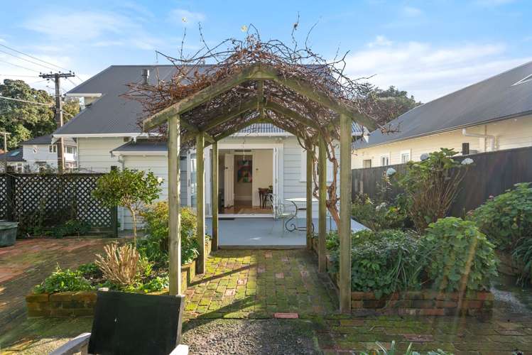 19 Glen Road Kelburn_10
