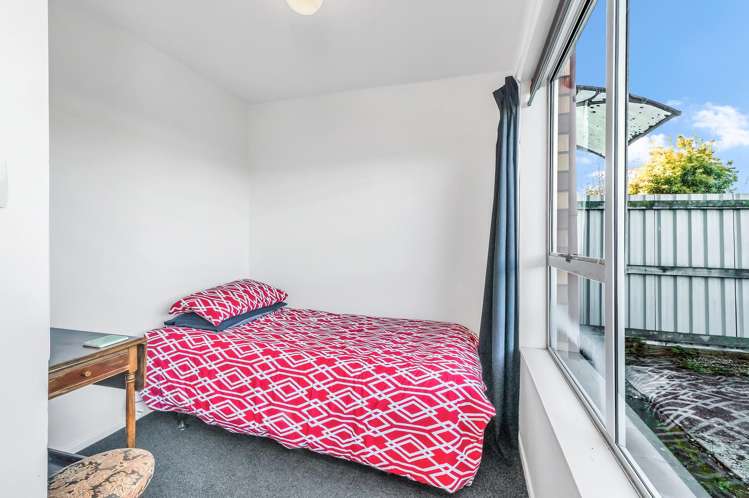 2/20 Penwood Street Russley_13