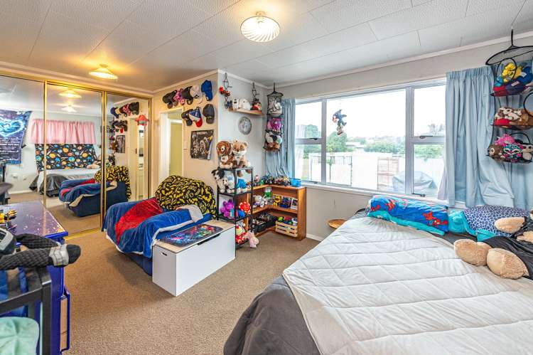 22 Surrey Road Springvale_17