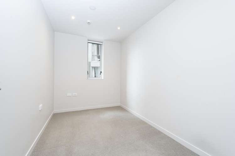 204/27 Don Mckinnon Drive Albany_8