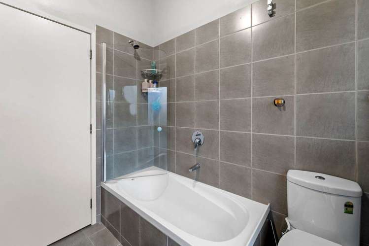 21A Sabot Place Massey_12