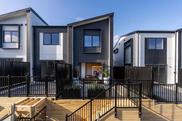 8/4 Ngaroma House Drive Hobsonville Point_12
