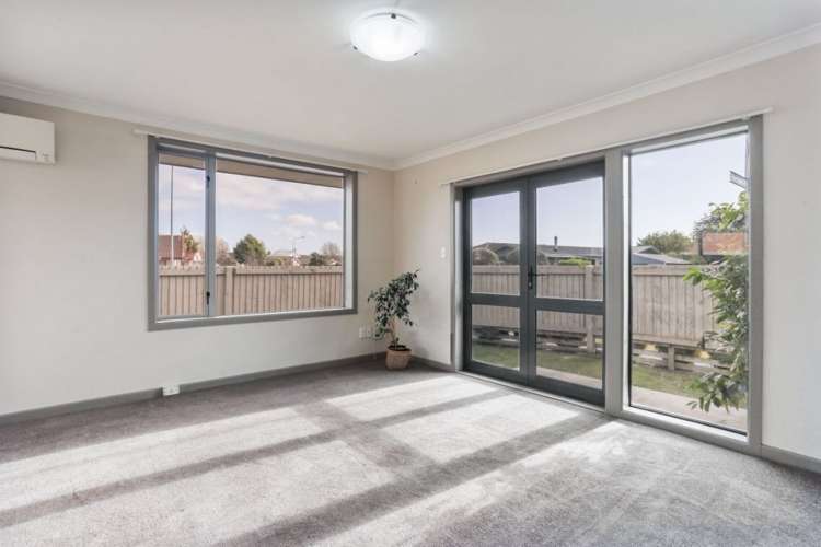 1 Hersham Place Bromley_7