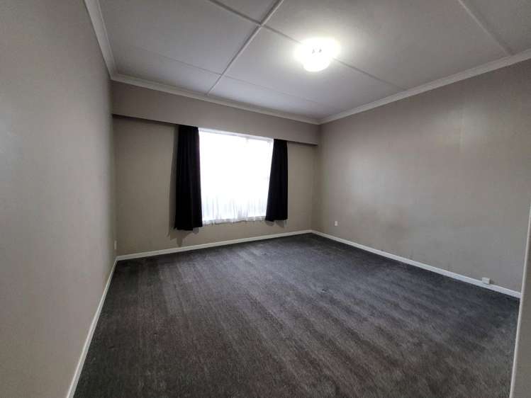 a/362 Dee Street Avenal_6