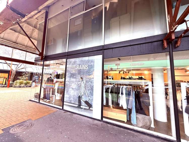 Ground and Level 1/71-81 Cuba Street Te Aro_2