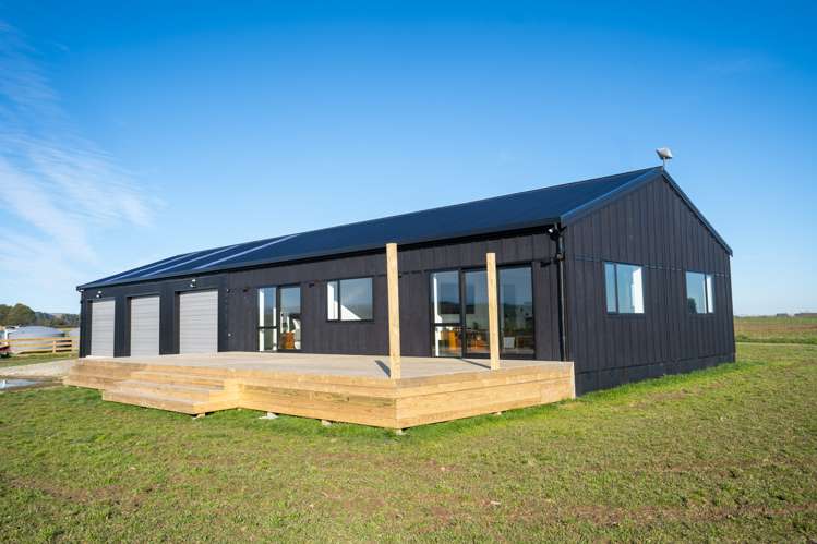 83 O'Shannessy Road Winton Surrounds_1