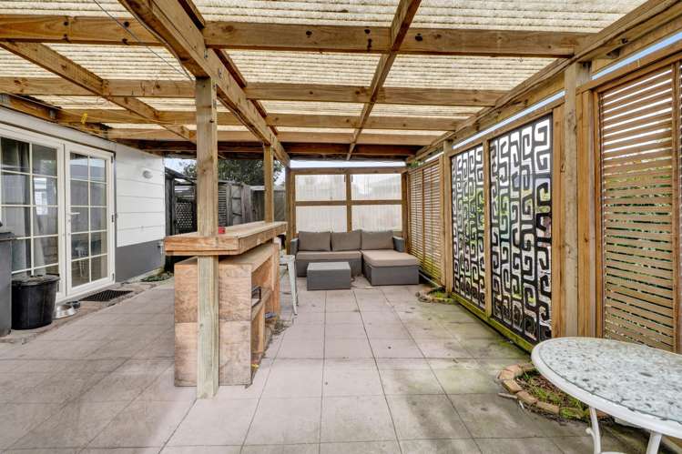 231 Glover Road Hawera_7