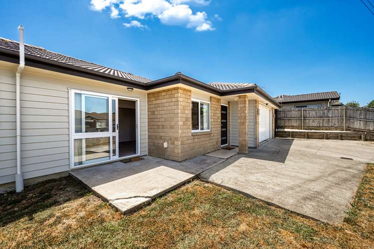 16 John Broad Place Flat Bush_17