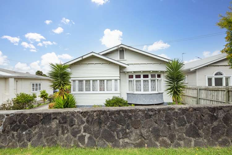 129 Mount Smart Road_0