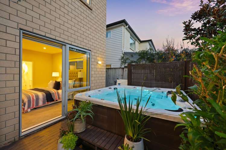31 Rosewell Crescent Flat Bush_16