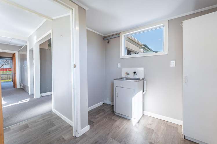 35 Raymond Street West End_13