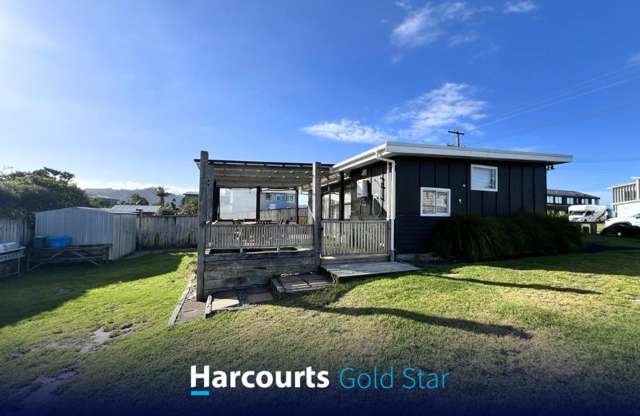 Two Bedroom House - Waihi Beach