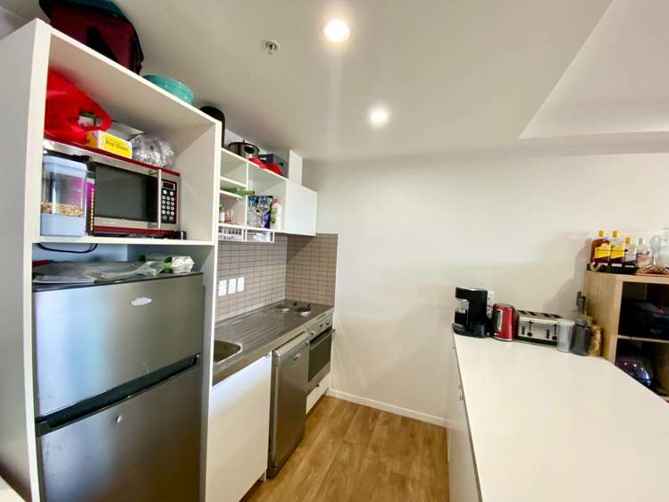 807/20 Mccrae Way New Lynn_5