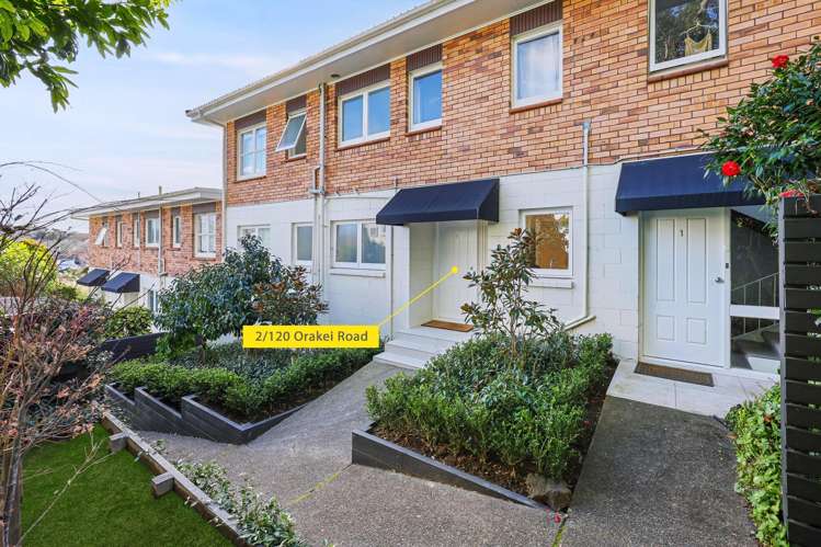 2/120 Orakei Road Remuera_16