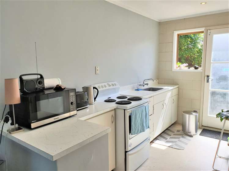 1/2 Pomelo Road Te Atatu South_5