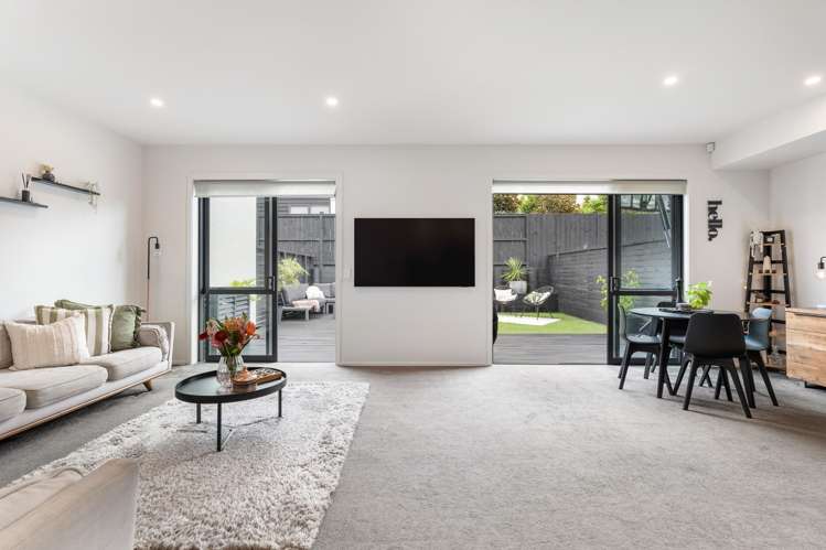 296 Jack Lachlan Drive Beachlands_9